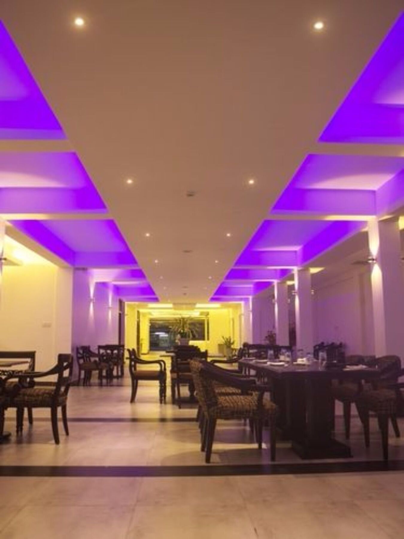 Lucky Seven Beach Resort Hikkaduwa Ngoại thất bức ảnh