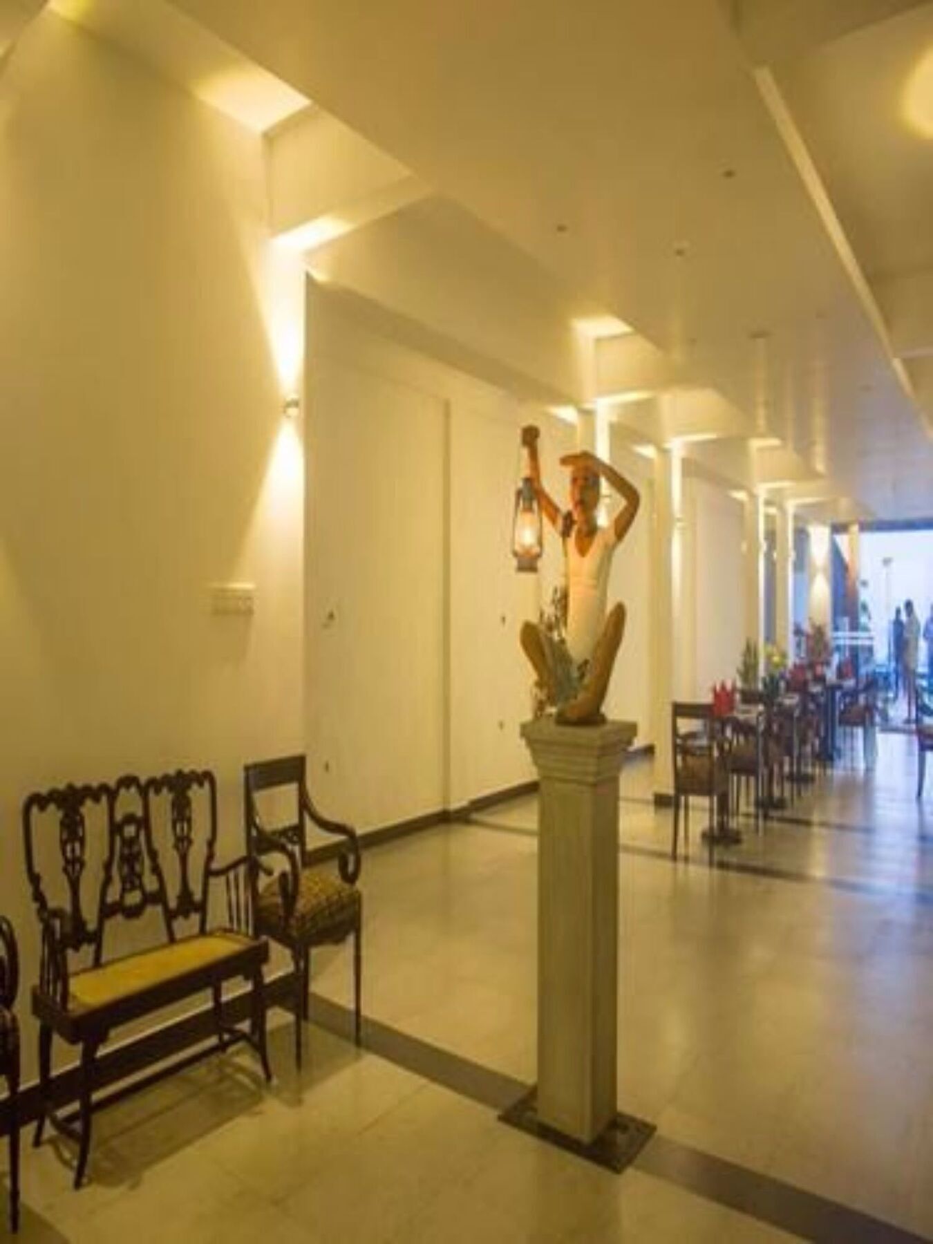 Lucky Seven Beach Resort Hikkaduwa Ngoại thất bức ảnh